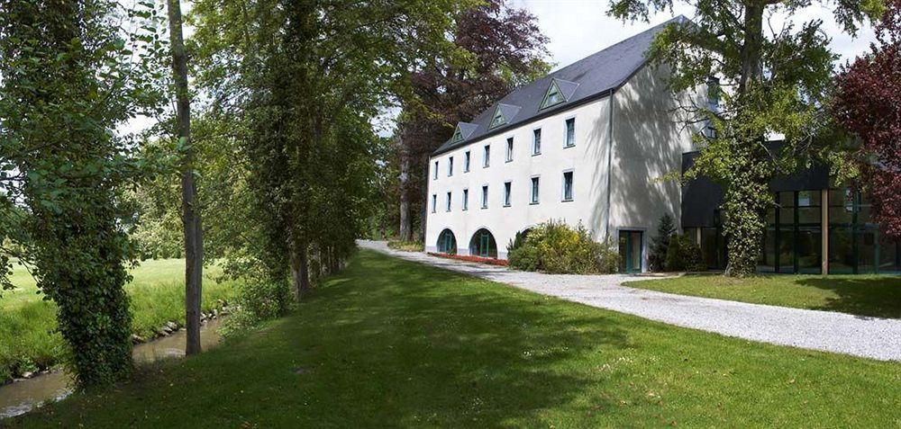Hotel Les Jardins De La Molignee ดีน็อง ภายนอก รูปภาพ